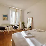 Hostmate - - Corso Xxii Marzo *